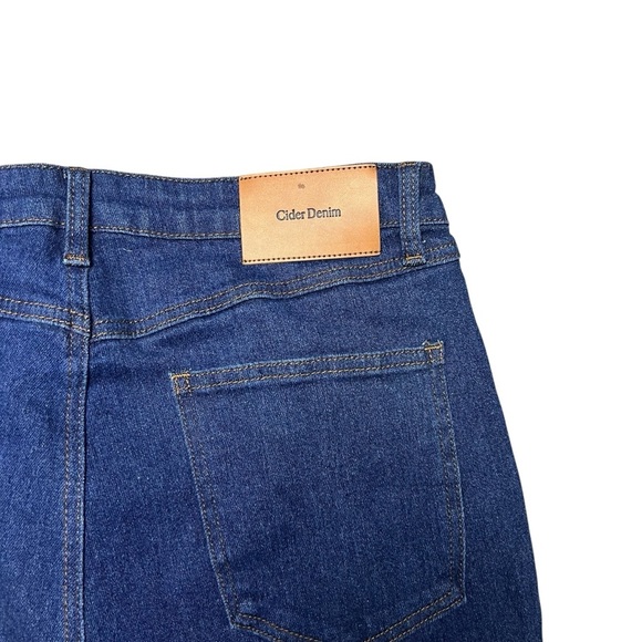 NWT Cider The Vintage Flare Dark Blue Jeans Size Large - Picture 3 of 6